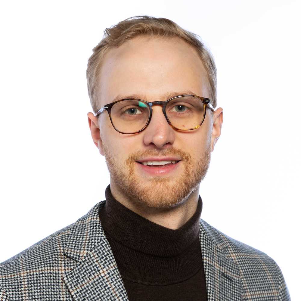 Headshot photo of Oscar Borgström